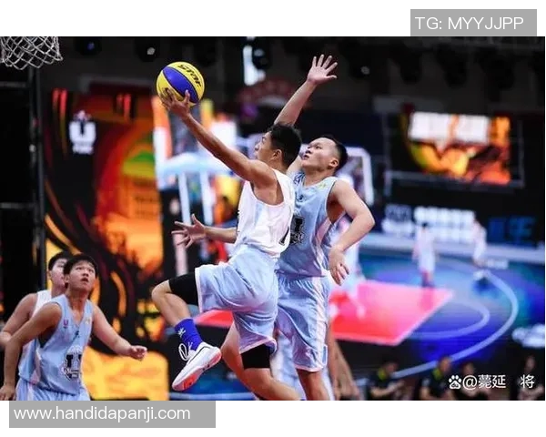 重庆篮球队的个人能力揭秘：从球员技术到团队协作的全方位分析